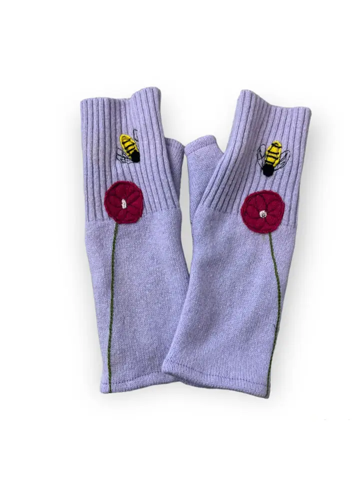 Lilac Cashmere Fingerless Gloves w/Bee - Heart of the Home Inc