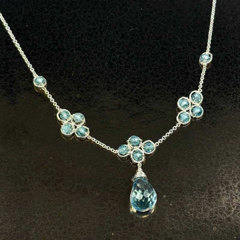 Blue Clover Necklace - Heart of the Home Inc