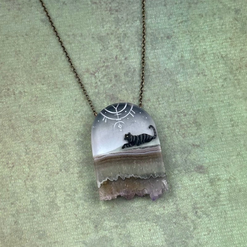 Tiger Necklace - Heart of the Home Inc