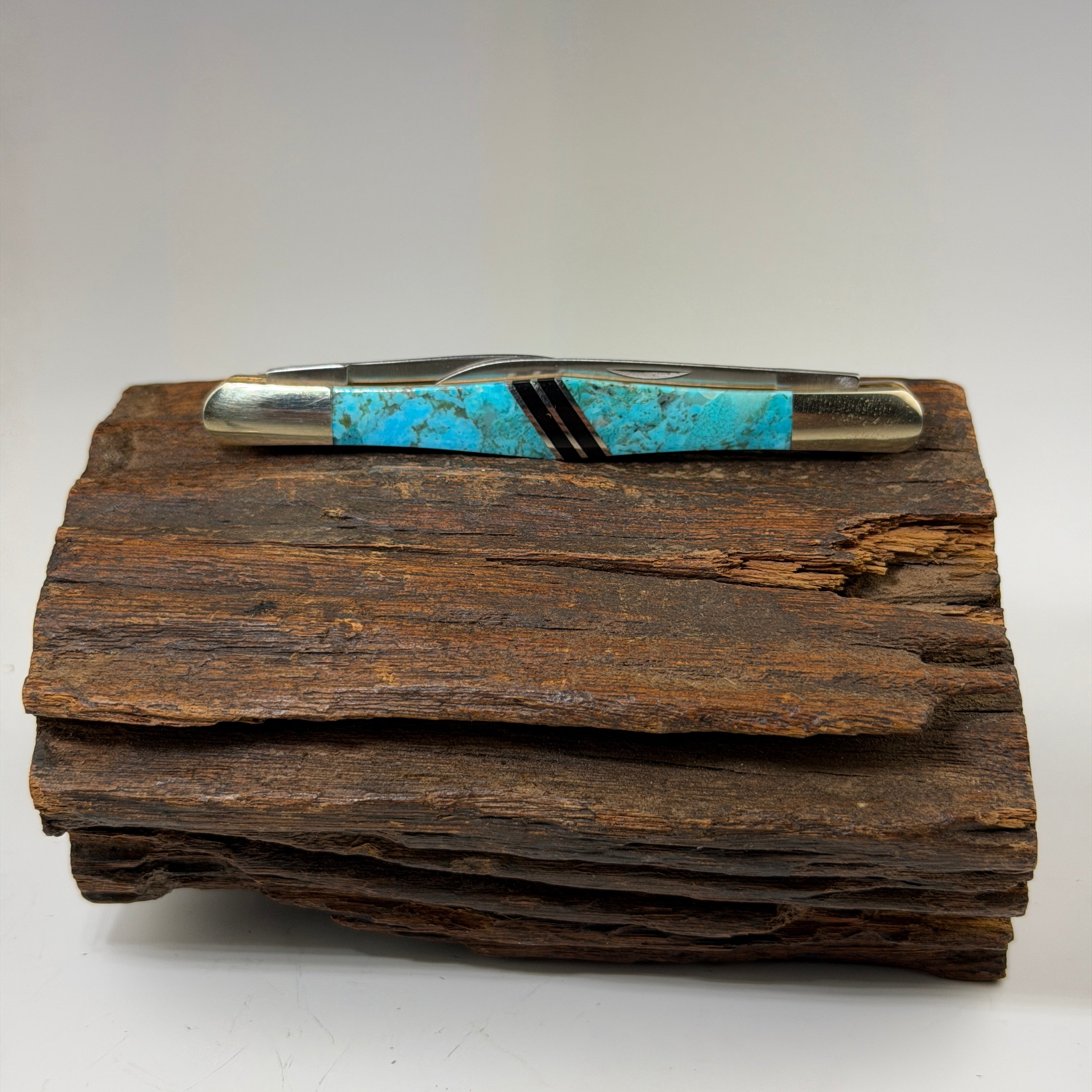 Turquoise & Jet Tuxedo Knife - Discounted, As-Is - Heart of the Home Inc