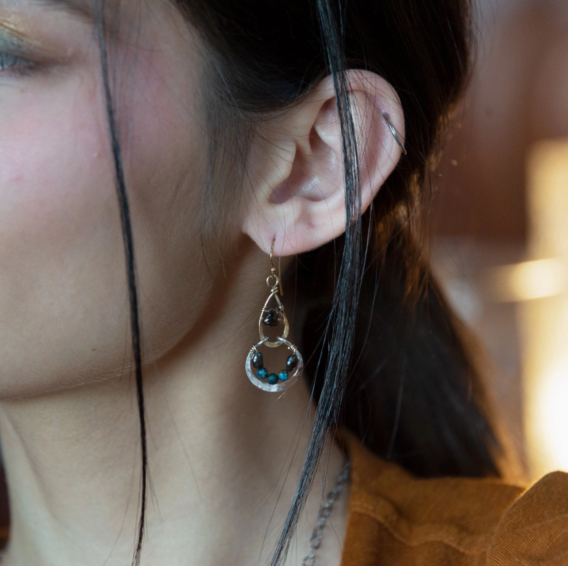 Cinder Earrings - Heart of the Home Inc