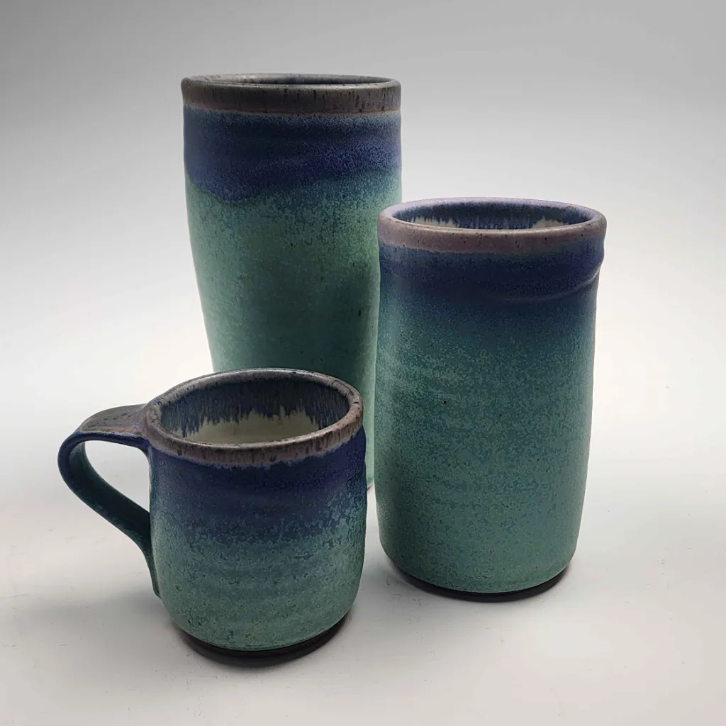 Tumbler Vase in Tuquoise and Lavender