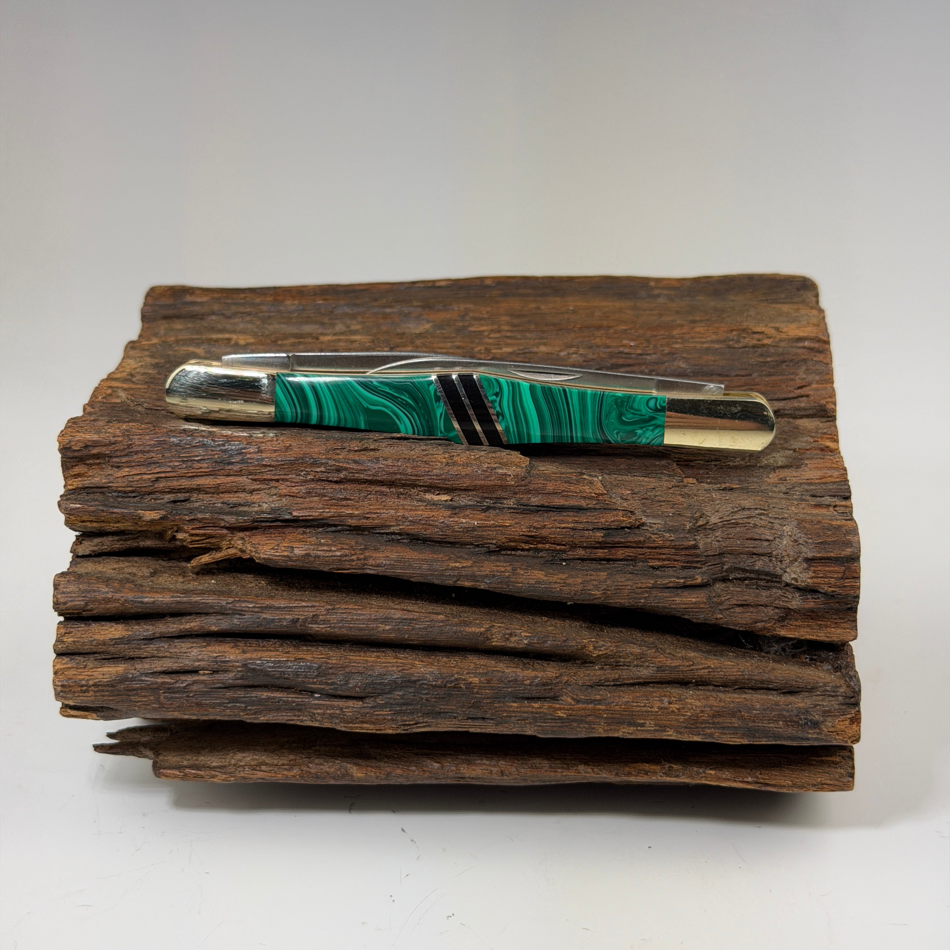 Truestone Malachite & Jet Tuxedo Knife - Heart of the Home Inc