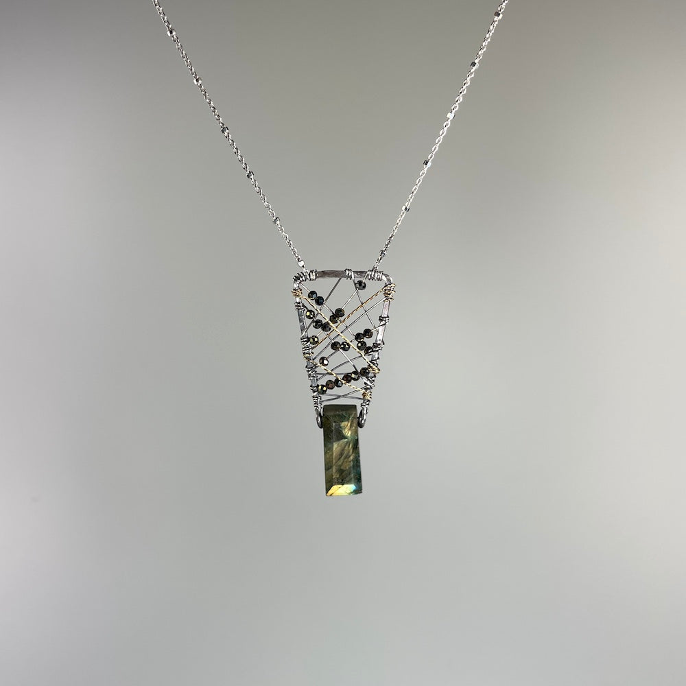 Green Labradorite Lattice Necklace - Heart of the Home PA