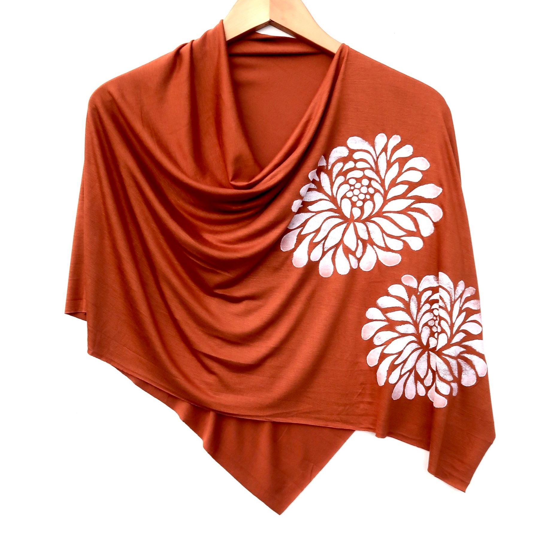 Chrysanthemum Poncho in Rust - Heart of the Home PA