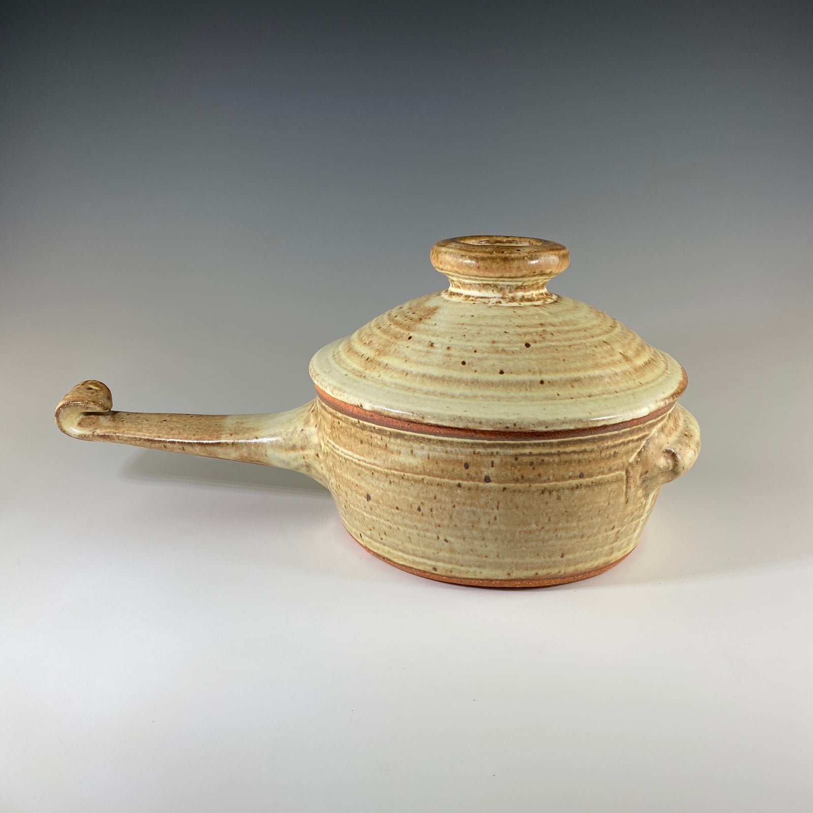 Covered Saucepan ~ 2 Quarts - Heart of the Home PA