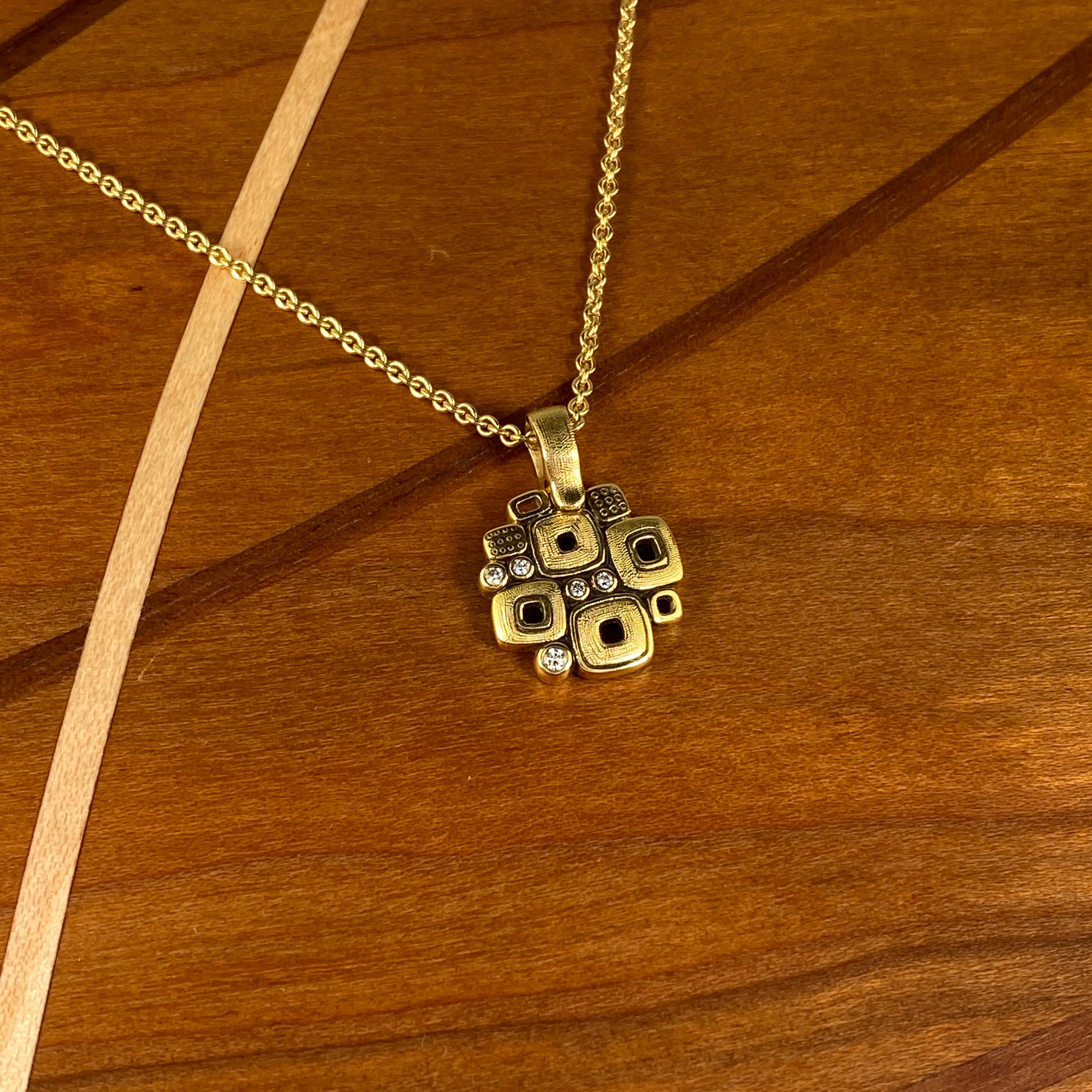 Little Windows Pendant - Heart of the Home PA