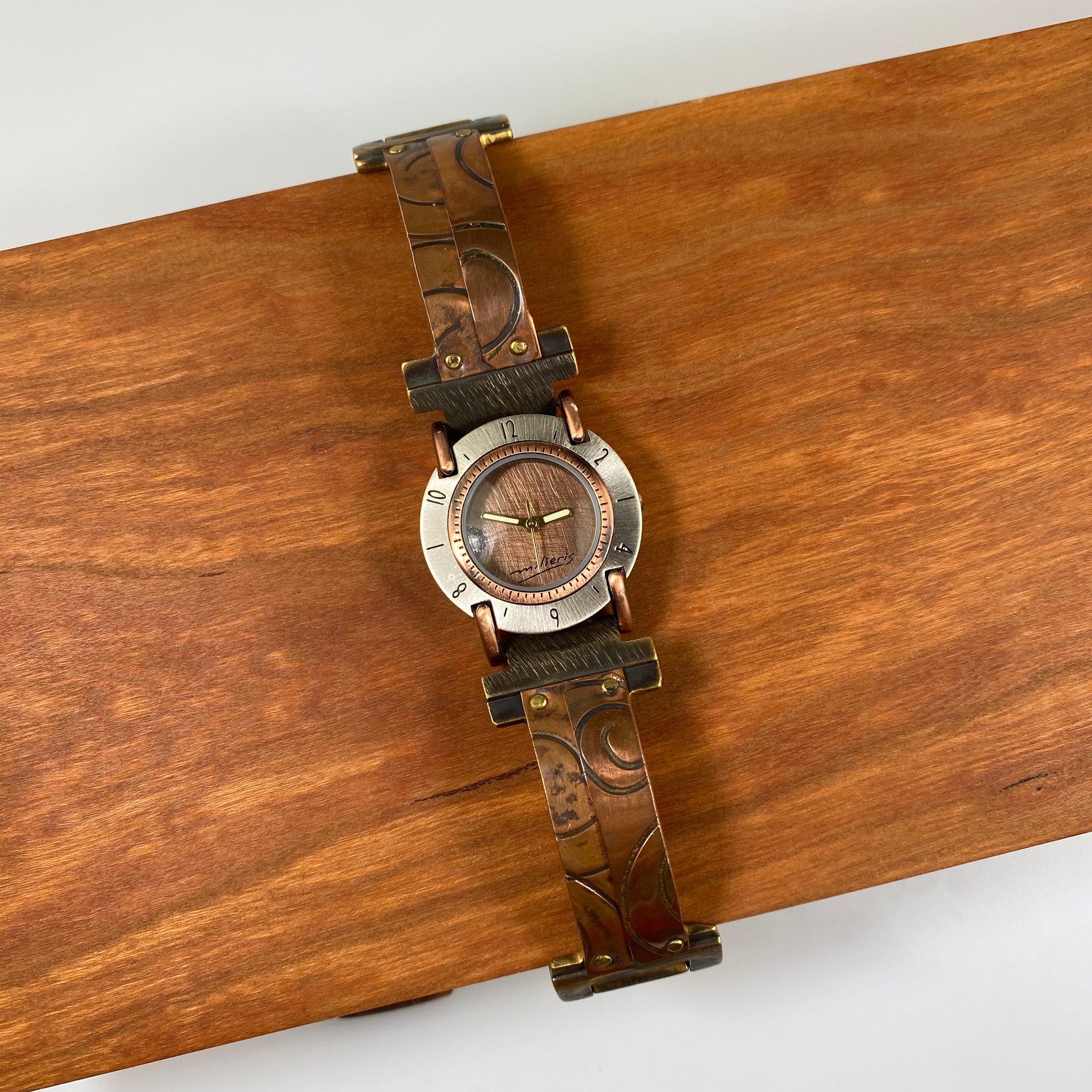 FFCV2 Small Full Moon Watch - Heart of the Home PA