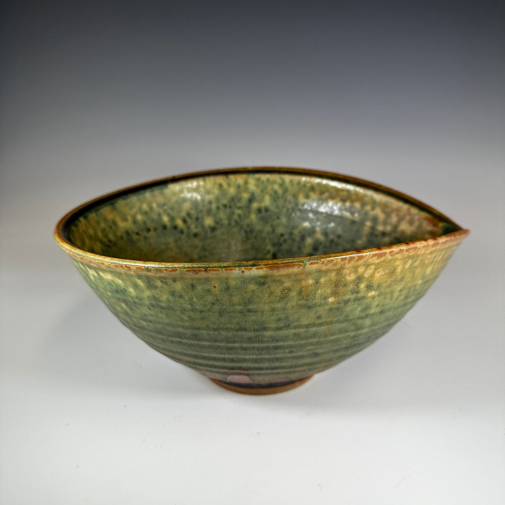 Large Pouring Bowl - Heart of the Home PA