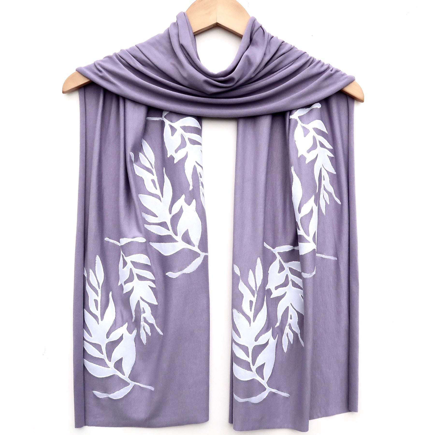 Laurel Scarf in Lavender - Heart of the Home PA