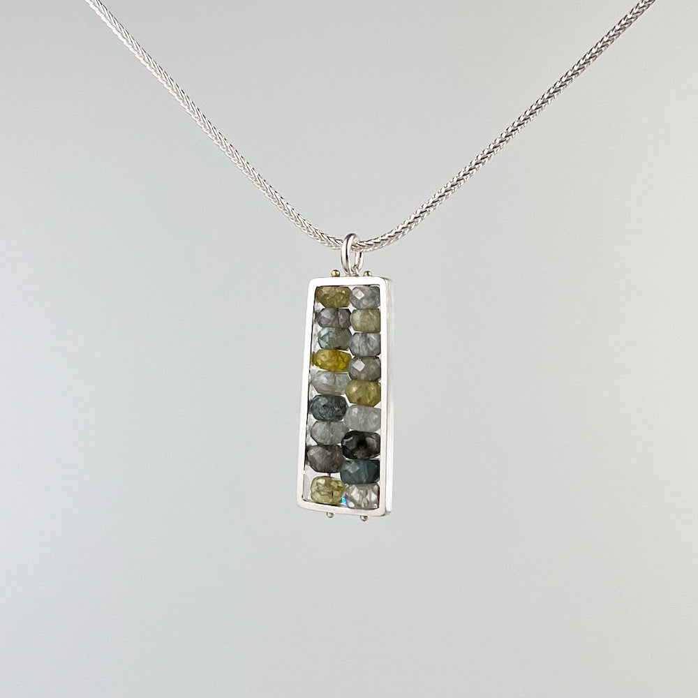 Vertical Moss Aqua Pendant - Heart of the Home PA