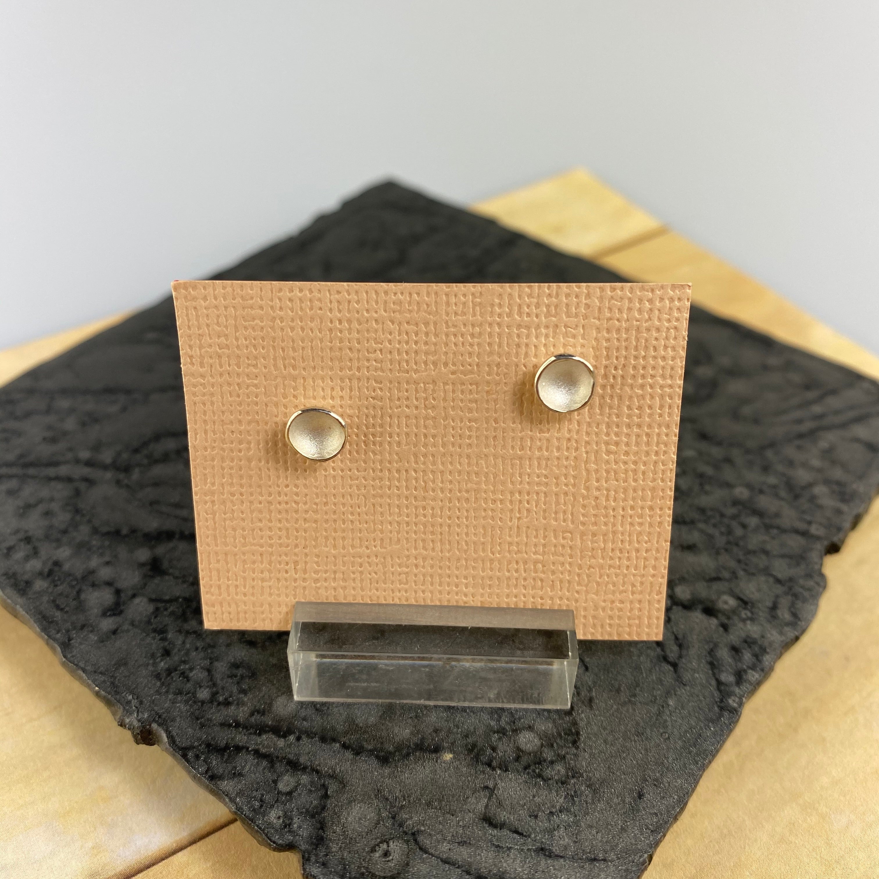 Medium Pod Post Earrings in Silver - Heart of the Home PA