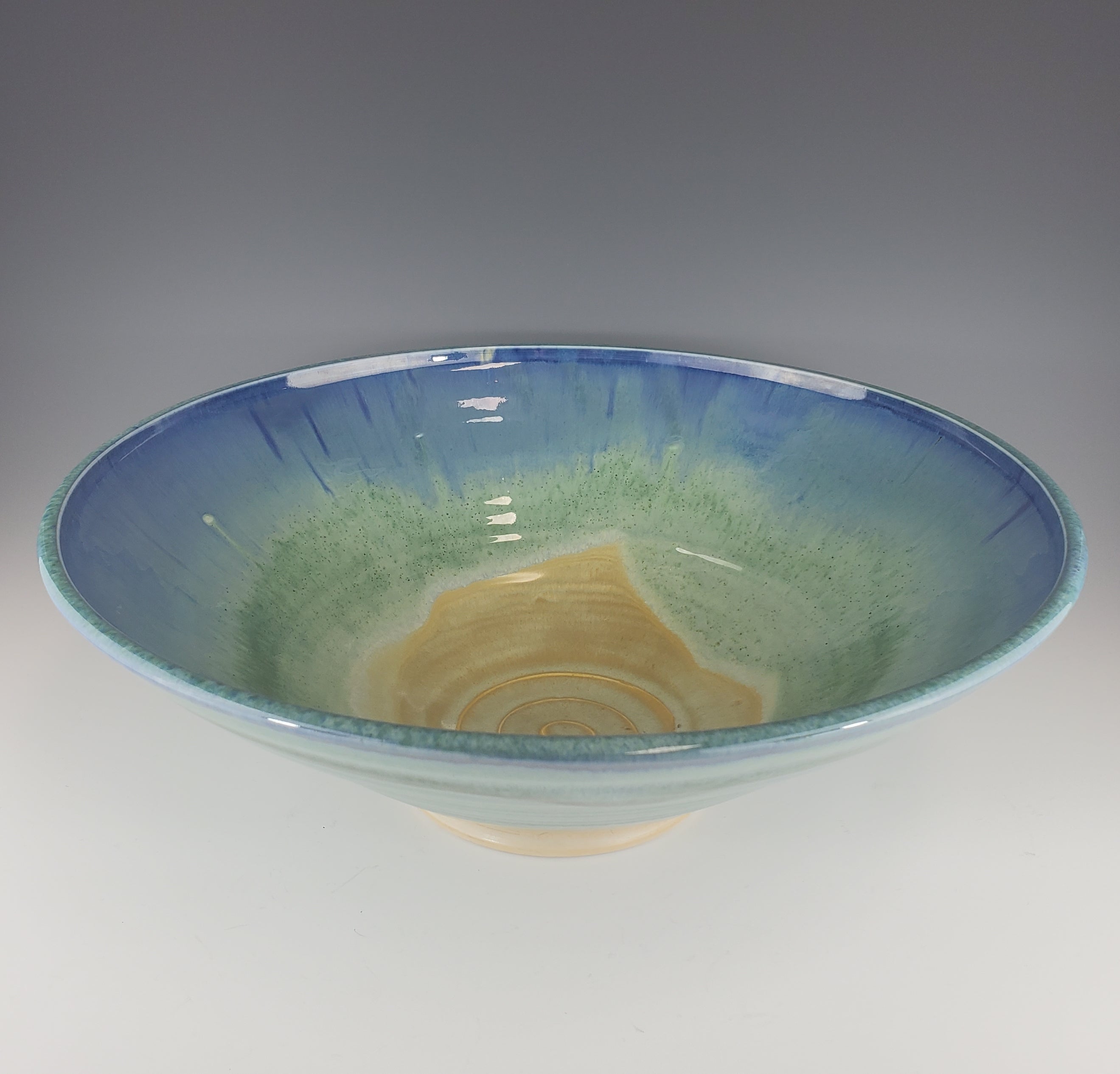 Medium Serving Bowl - Heart of the Home PA