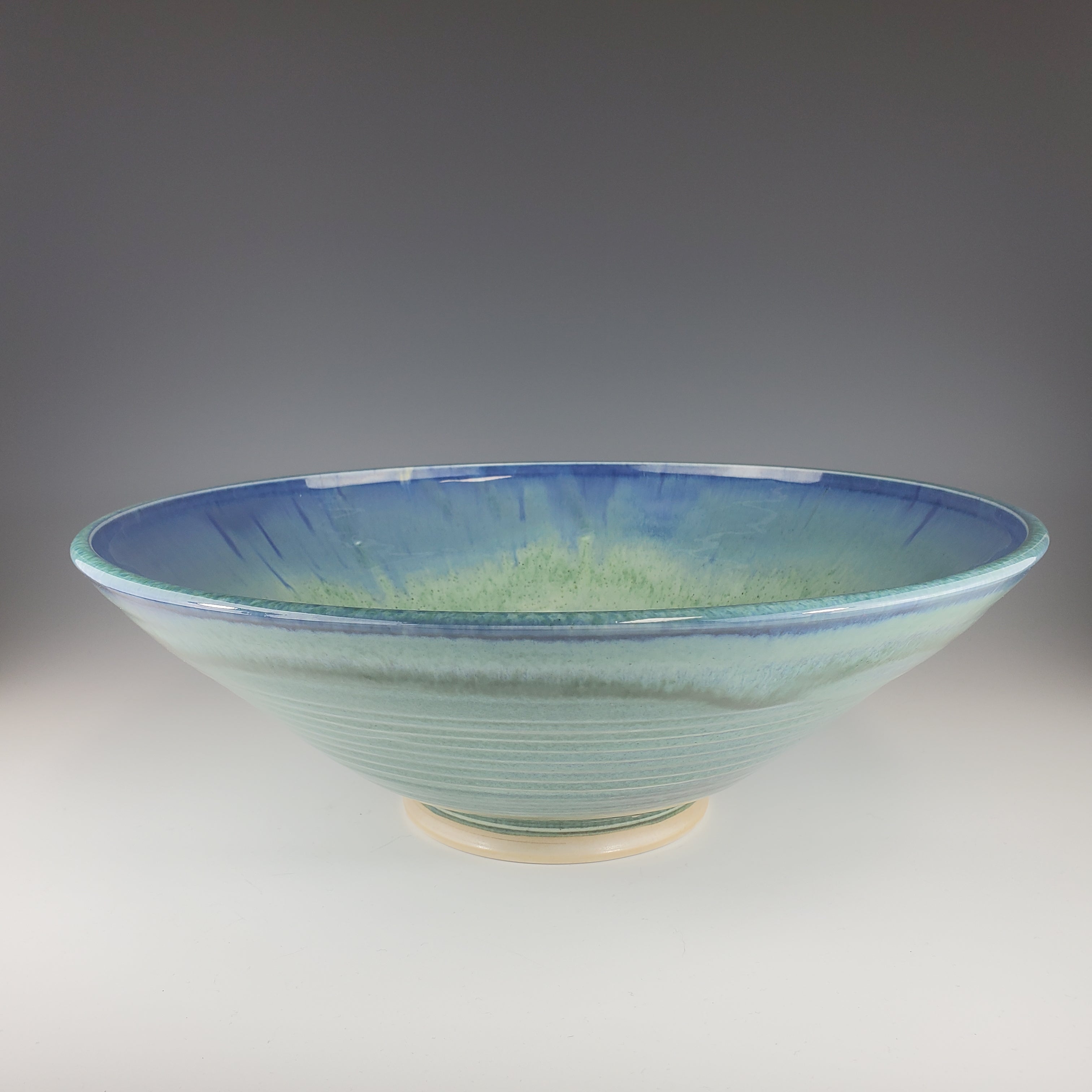 Medium Serving Bowl - Heart of the Home PA