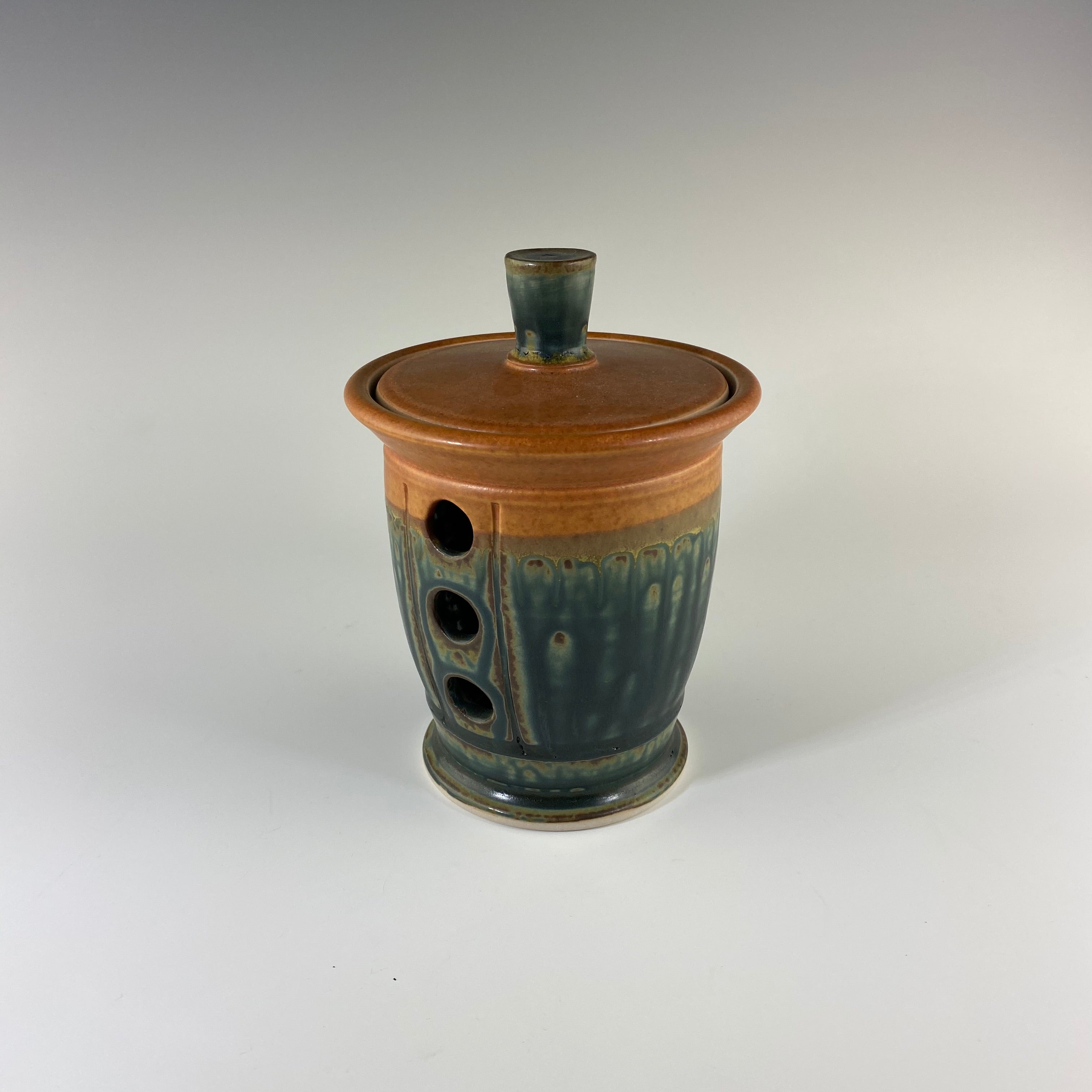 Garlic Keeper - Heart of the Home PA