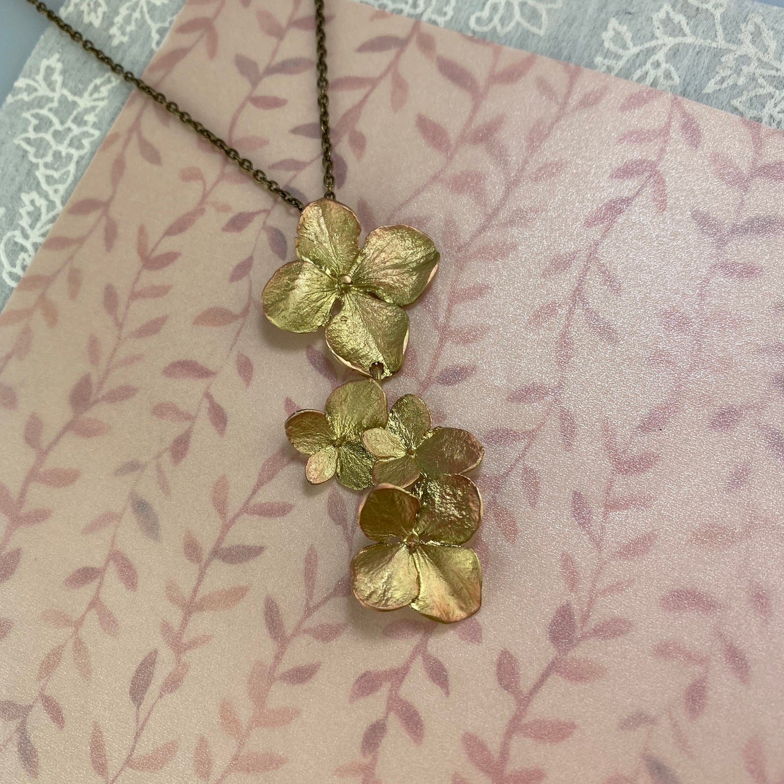 Hydrangea Long Pendant - Heart of the Home PA