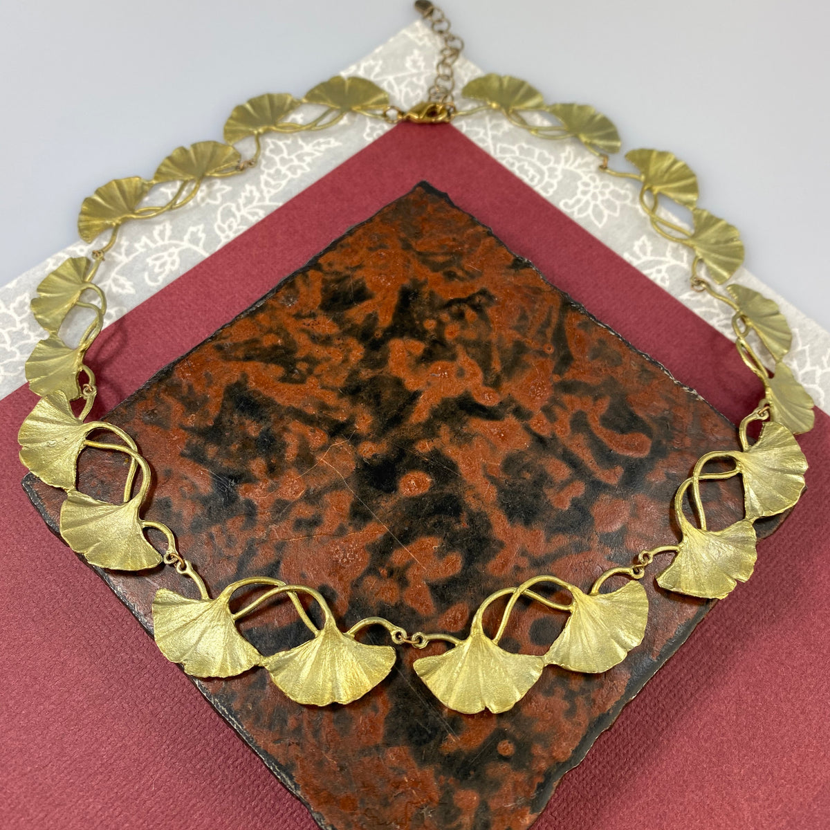 Ginkgo Contour Necklace - Heart of the Home PA