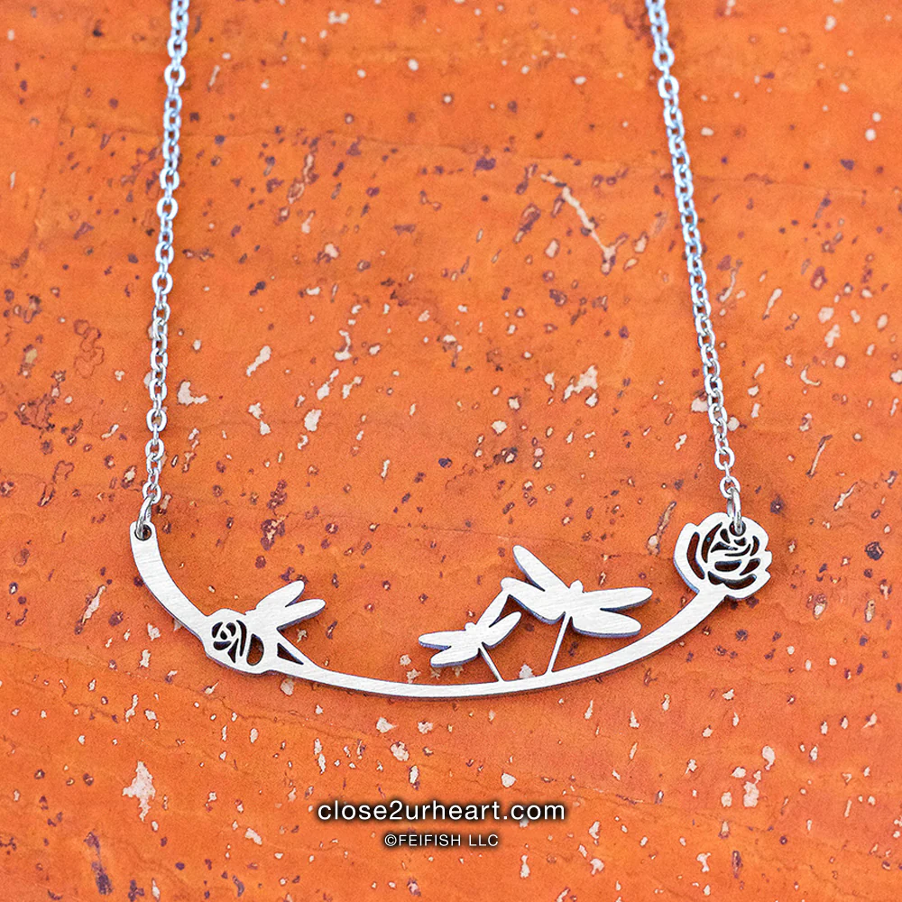 Dragonflies Necklace - Heart of the Home PA