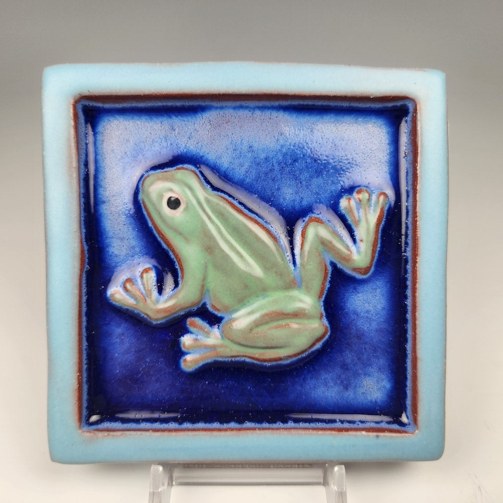Small Frog Tile with Light Blue Edge - Heart of the Home PA