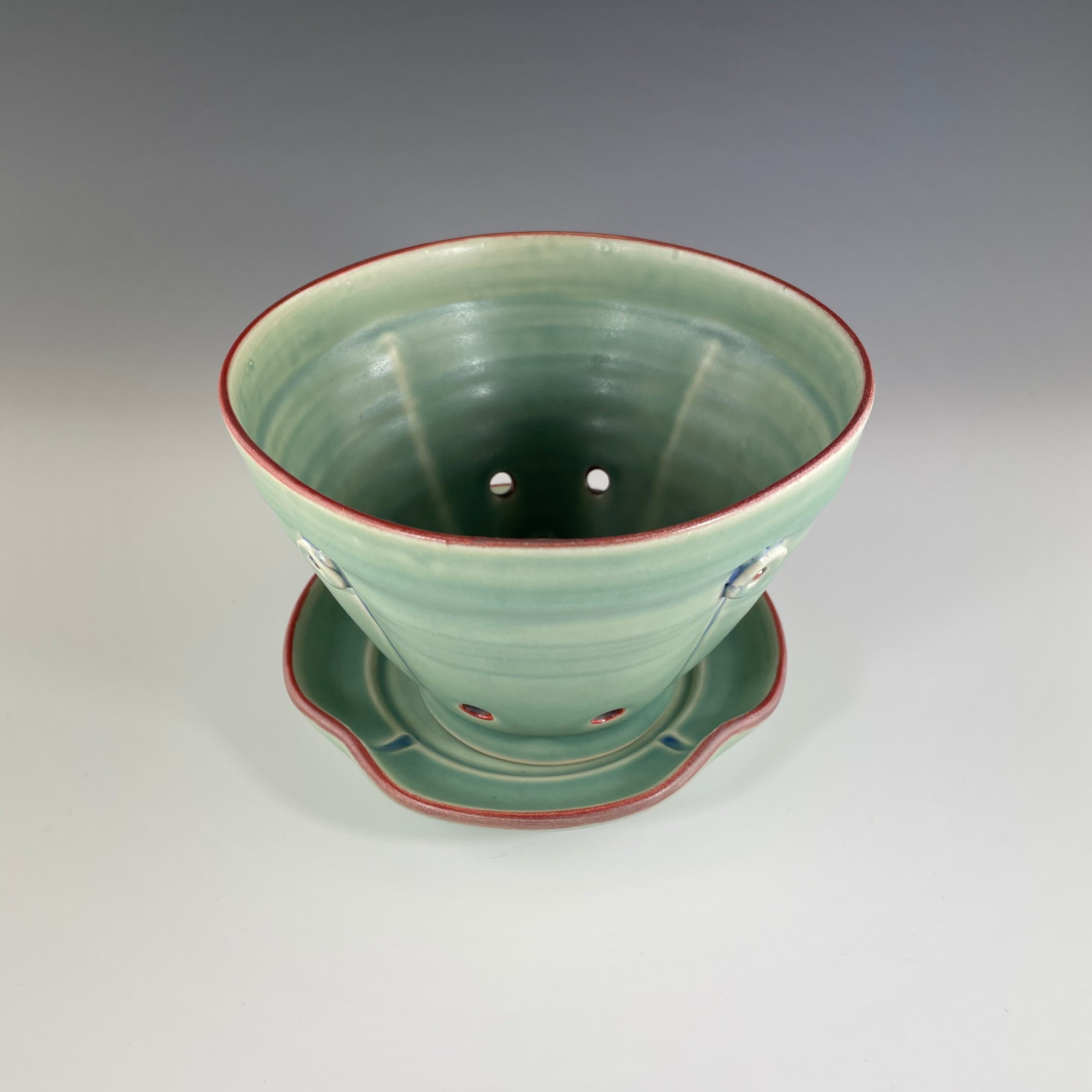 Button Berry Bowl in Green - Heart of the Home PA