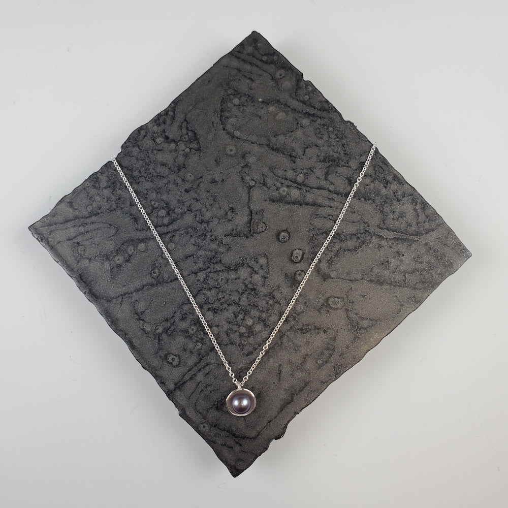 Pearl Dish Pendant - Heart of the Home PA